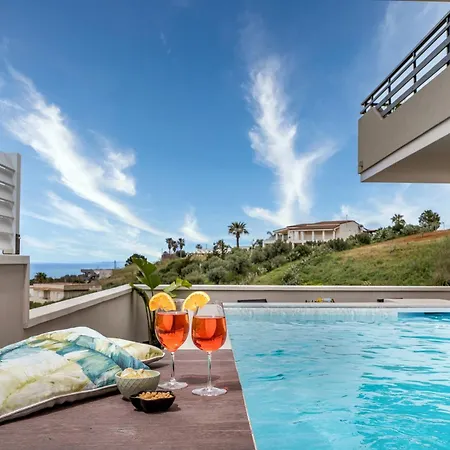 In Ionio Vista Mare Con Piscina Riscaldata E Campo Da Bocce *